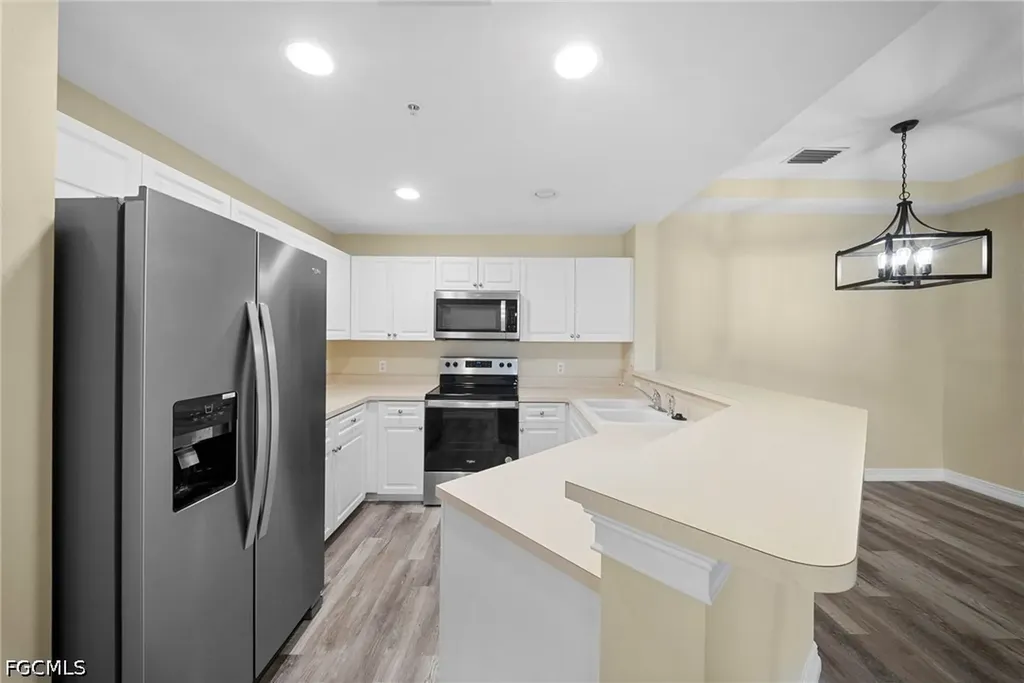 3940 Pomodoro Circle Cape Coral FL 33909