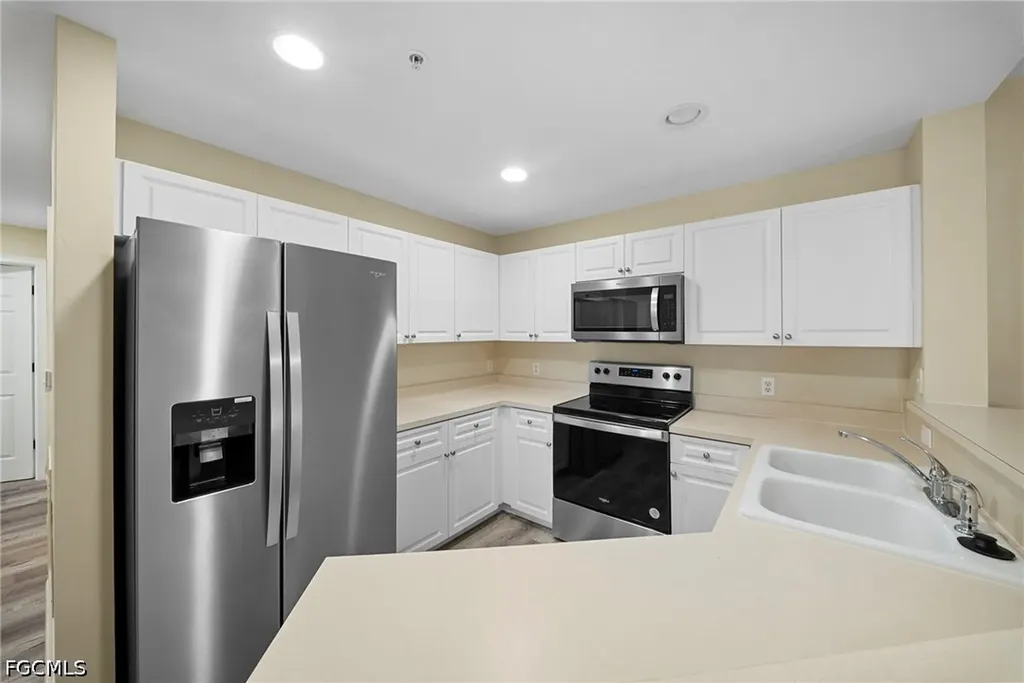 3940 Pomodoro Circle Cape Coral FL 33909