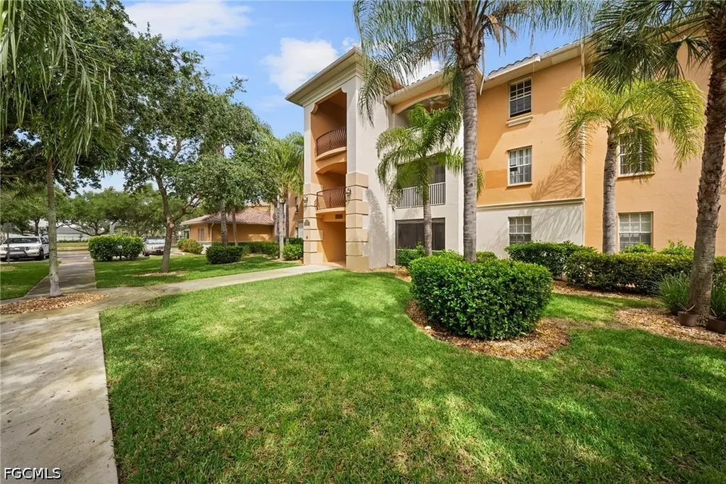3940 Pomodoro Circle Cape Coral FL 33909