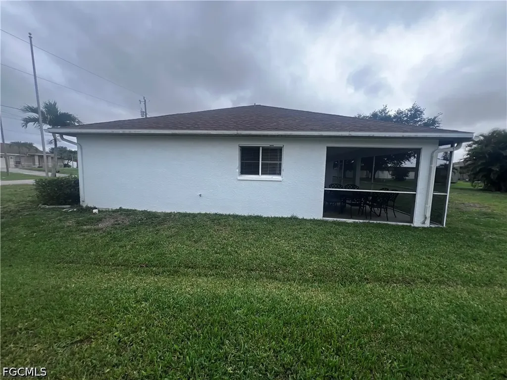 1306 SW 11th Street Cape Coral FL 33991