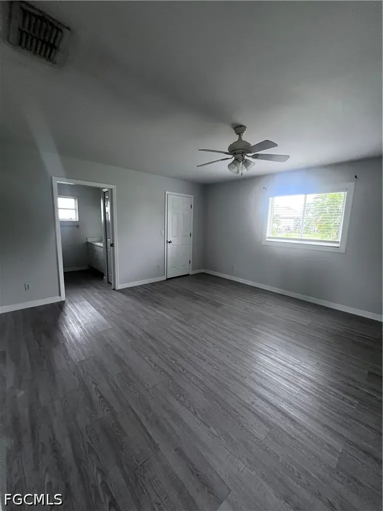 1306 SW 11th Street Cape Coral FL 33991