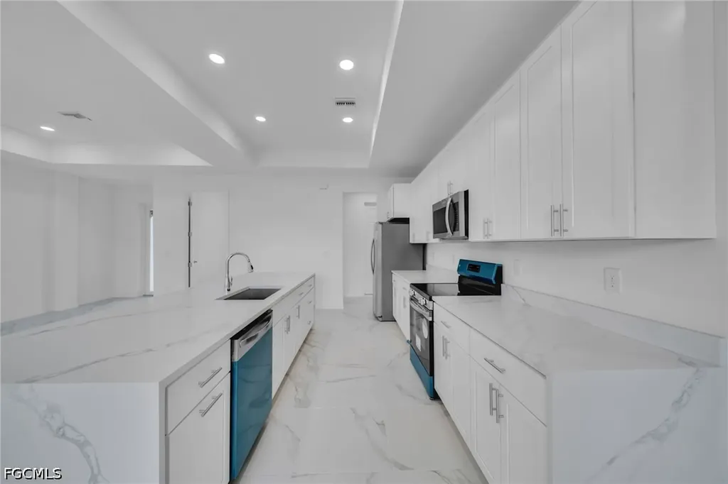3413 28th Street SW Lehigh Acres FL 33976