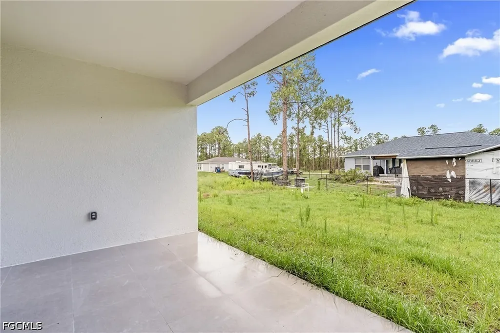928 Milwaukee Boulevard Lehigh Acres FL 33974