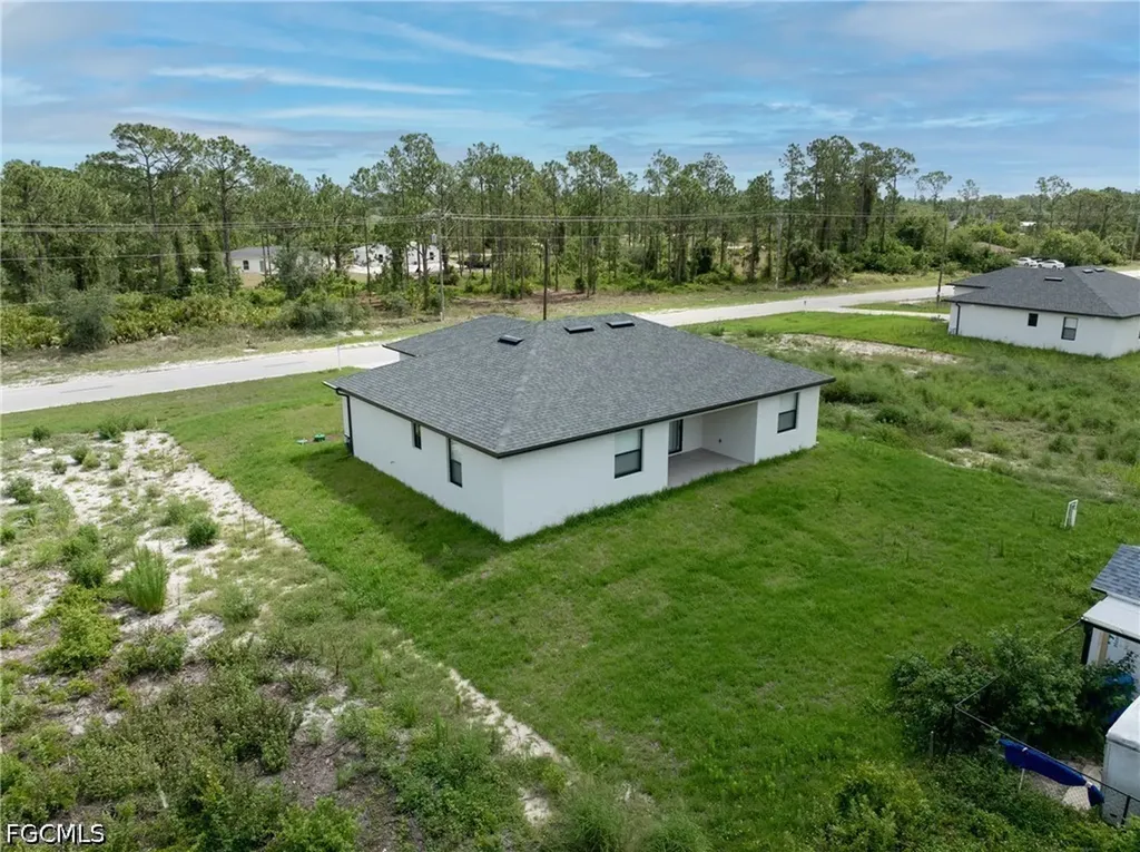 928 Milwaukee Boulevard Lehigh Acres FL 33974