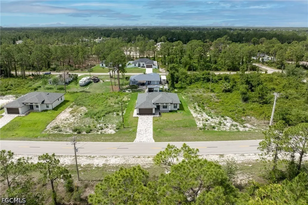 928 Milwaukee Boulevard Lehigh Acres FL 33974