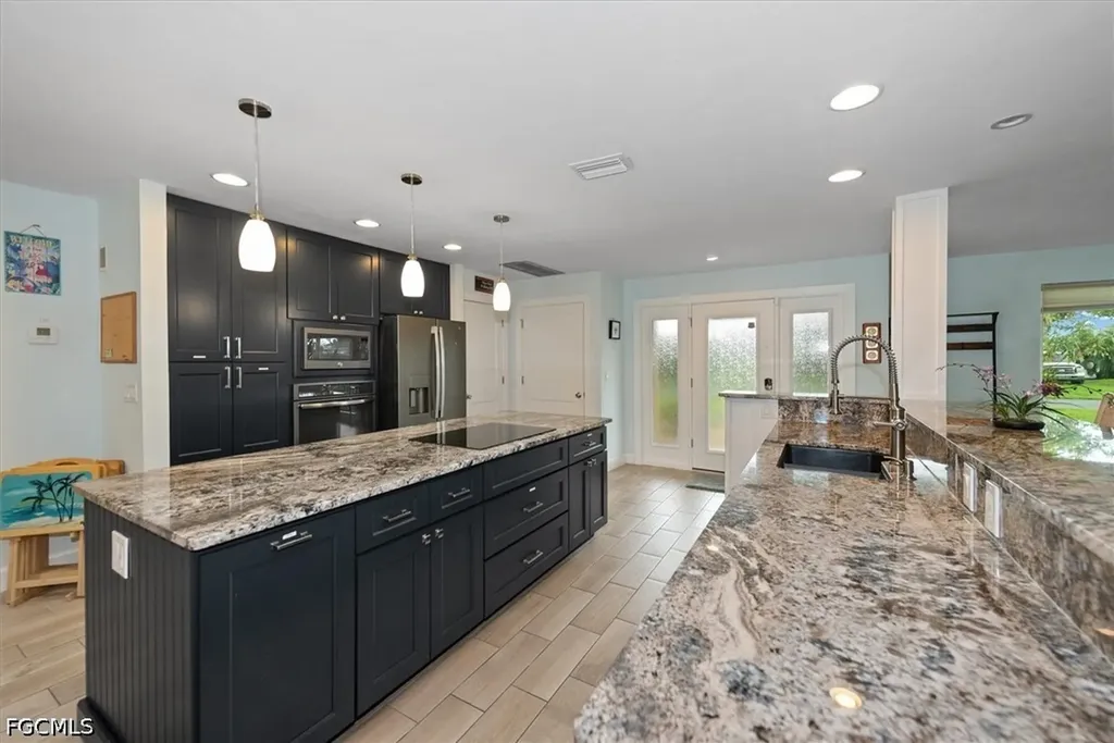 2205 Channel Way North Fort Myers FL 33917