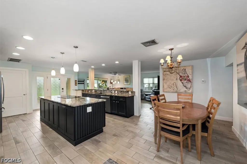 2205 Channel Way North Fort Myers FL 33917