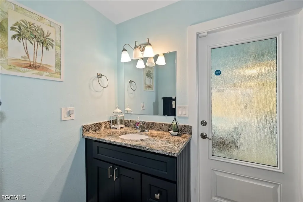 2205 Channel Way North Fort Myers FL 33917