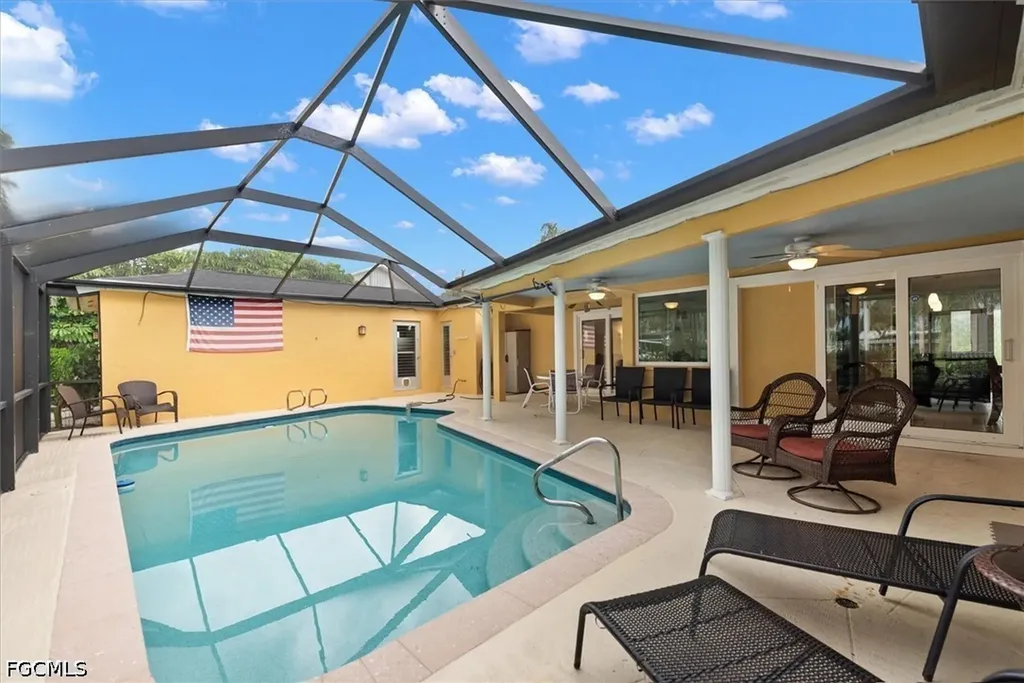 2205 Channel Way North Fort Myers FL 33917