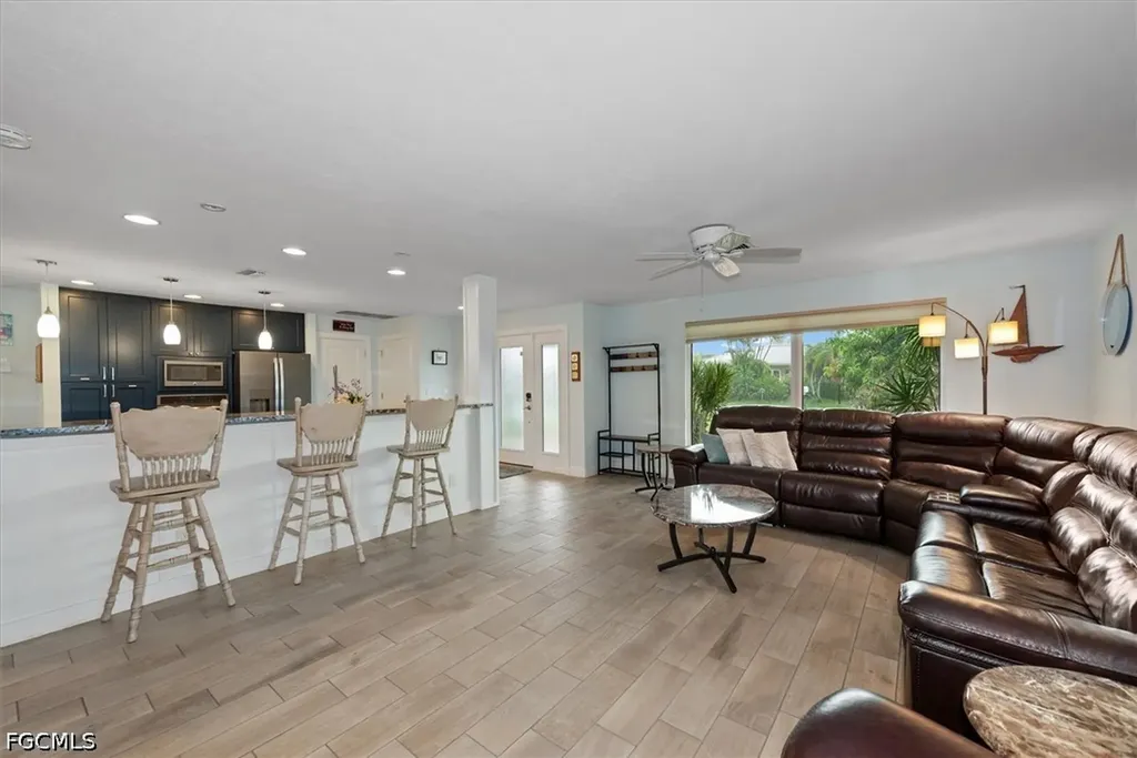 2205 Channel Way North Fort Myers FL 33917