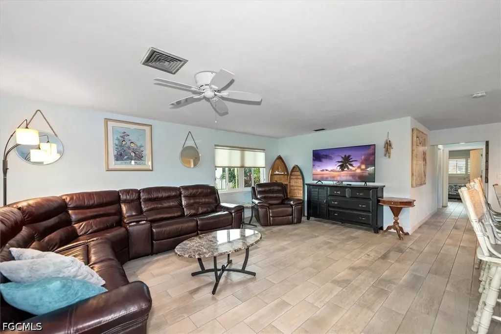 2205 Channel Way North Fort Myers FL 33917