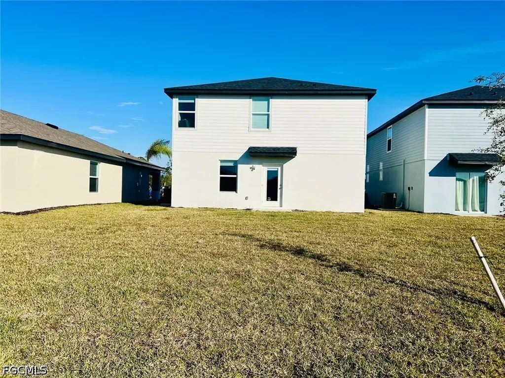 17404 Monte Isola Way North Fort Myers FL 33917