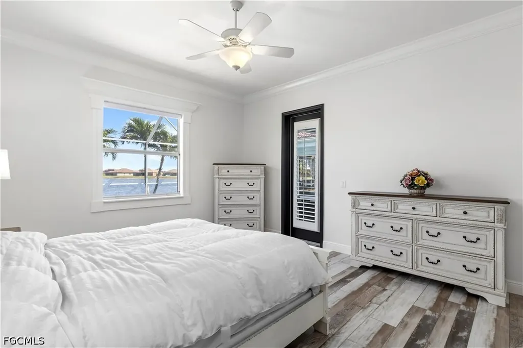 2202 Grove Drive Naples FL 34120