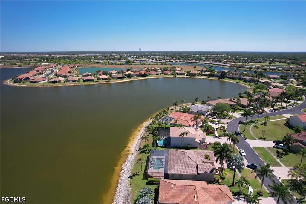 2202 Grove Drive Naples FL 34120