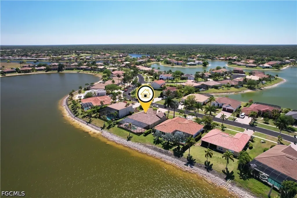 2202 Grove Drive Naples FL 34120