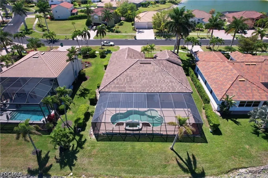 2202 Grove Drive Naples FL 34120
