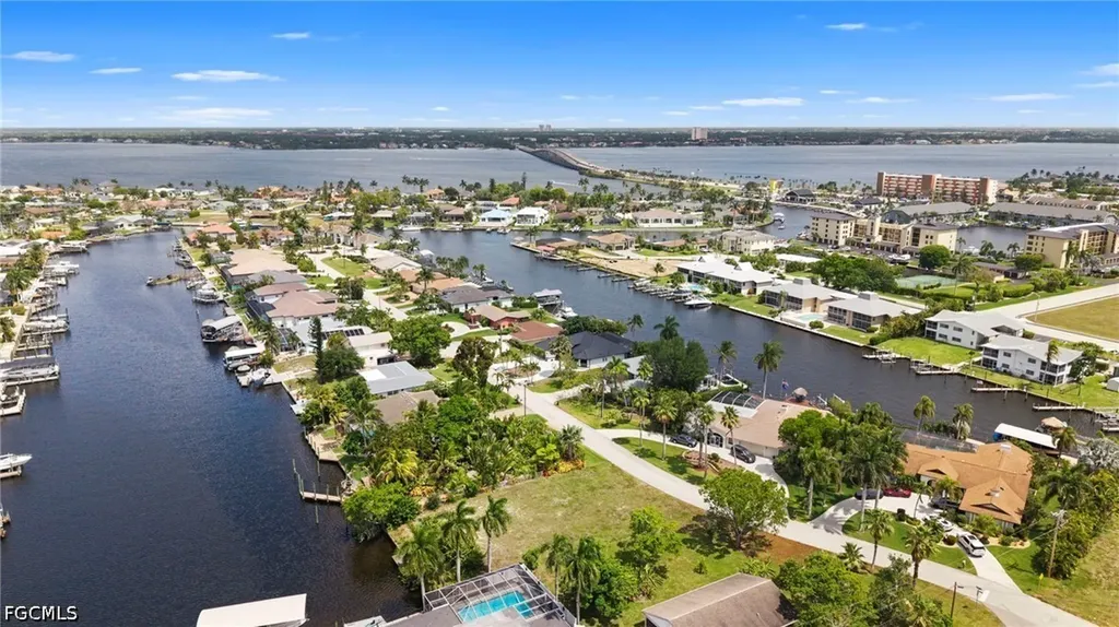 1709 SE 46th Street Cape Coral FL 33904