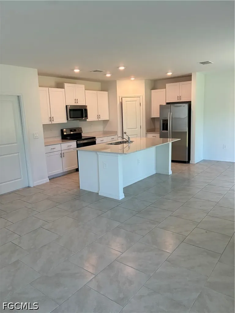 12441 Dakota Ridge Place Lehigh Acres FL 33974