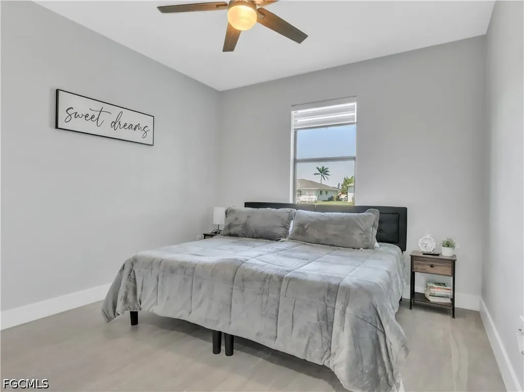 325 SW 21st Lane Cape Coral FL 33991