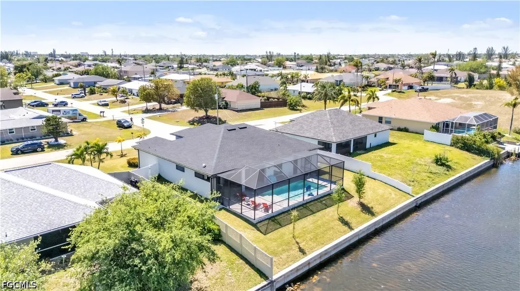 325 SW 21st Lane Cape Coral FL 33991