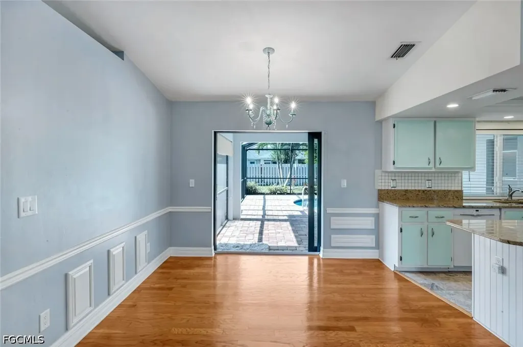 322 SE 17th Street Cape Coral FL 33990