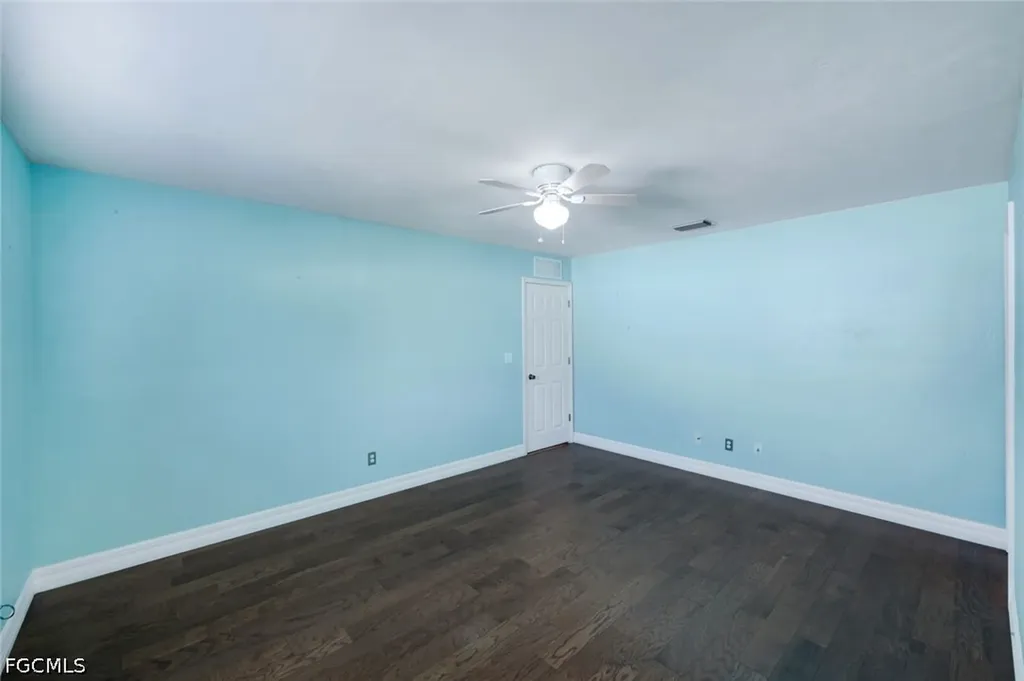 322 SE 17th Street Cape Coral FL 33990