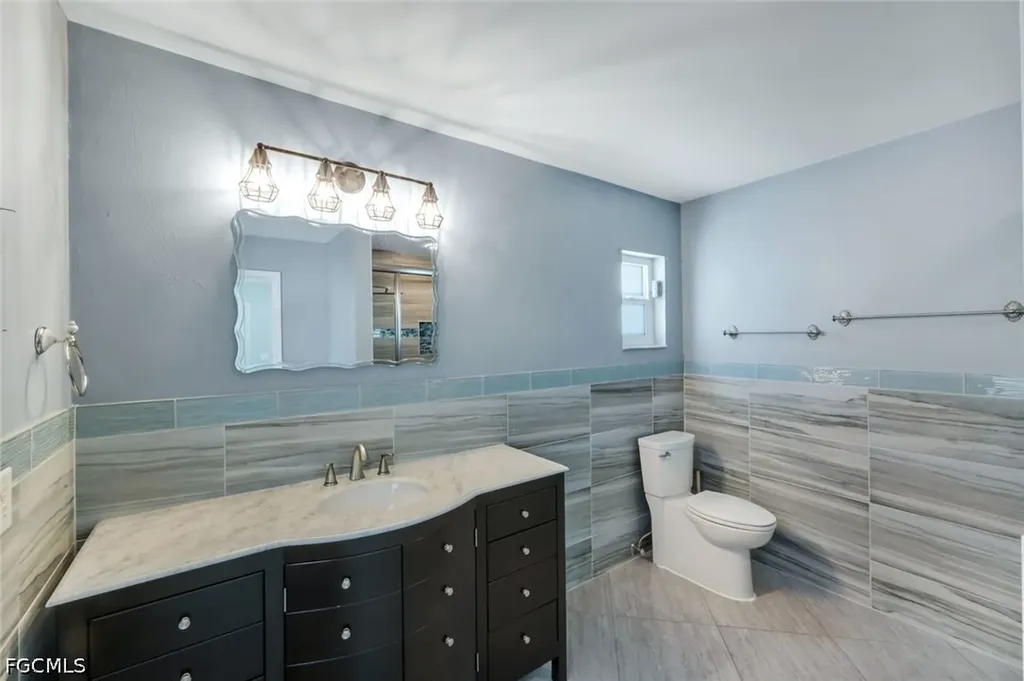 322 SE 17th Street Cape Coral FL 33990
