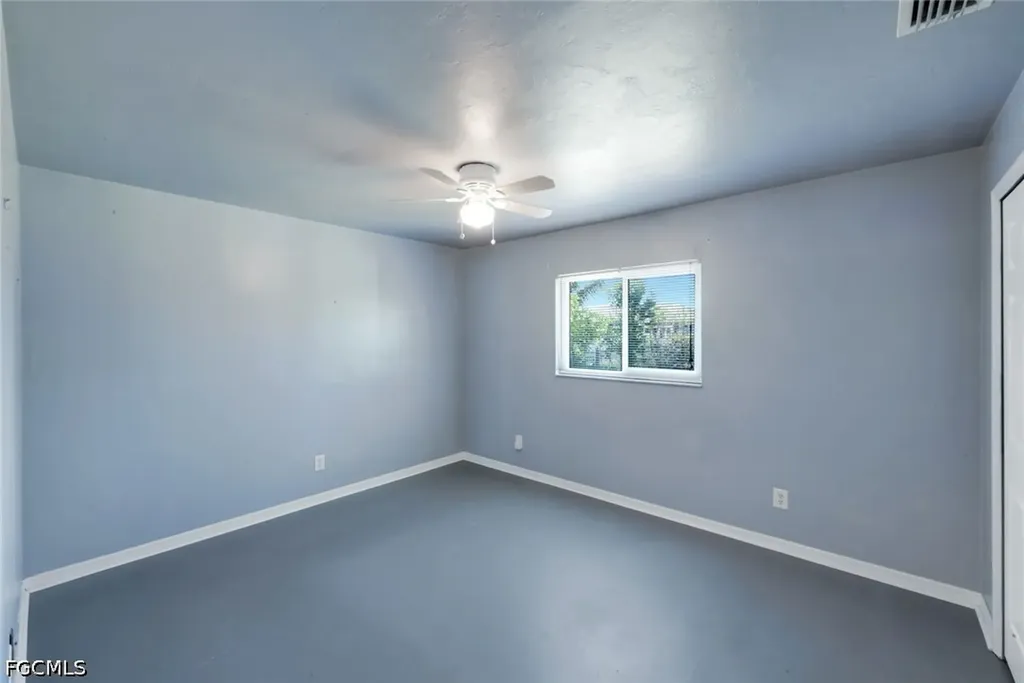 322 SE 17th Street Cape Coral FL 33990