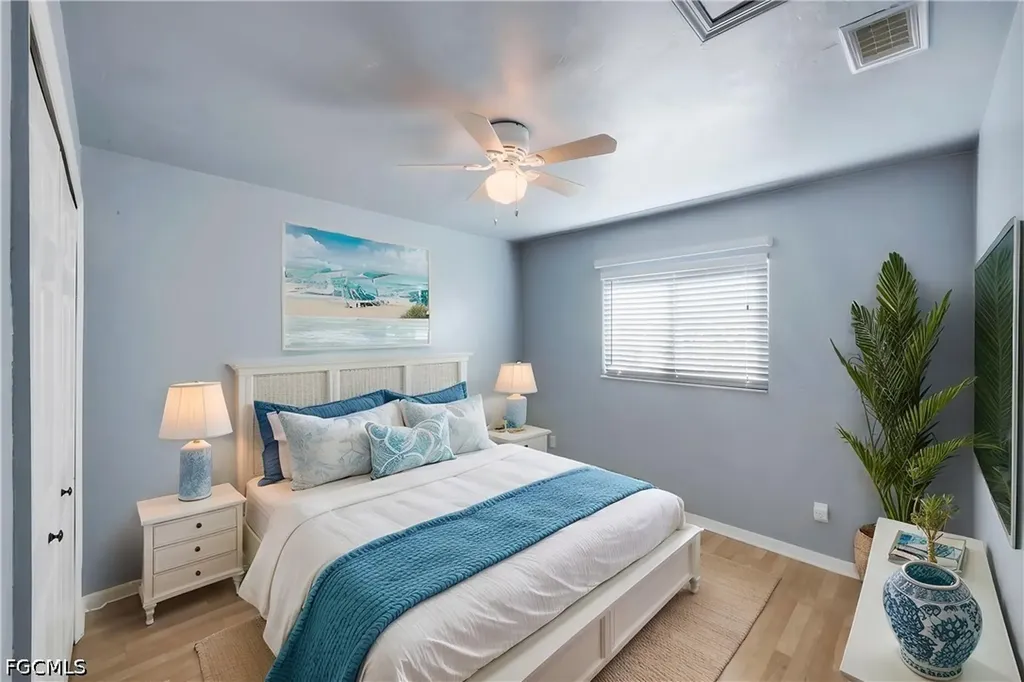 322 SE 17th Street Cape Coral FL 33990