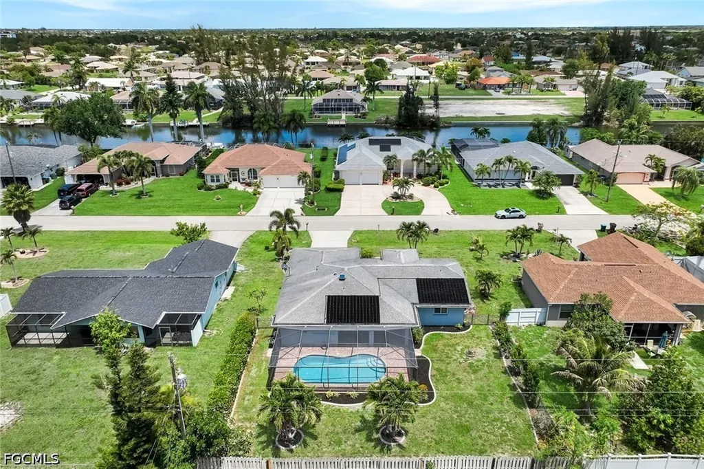 322 SE 17th Street Cape Coral FL 33990