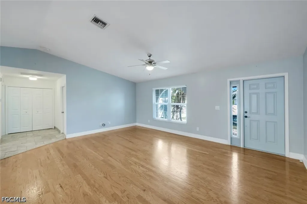 322 SE 17th Street Cape Coral FL 33990