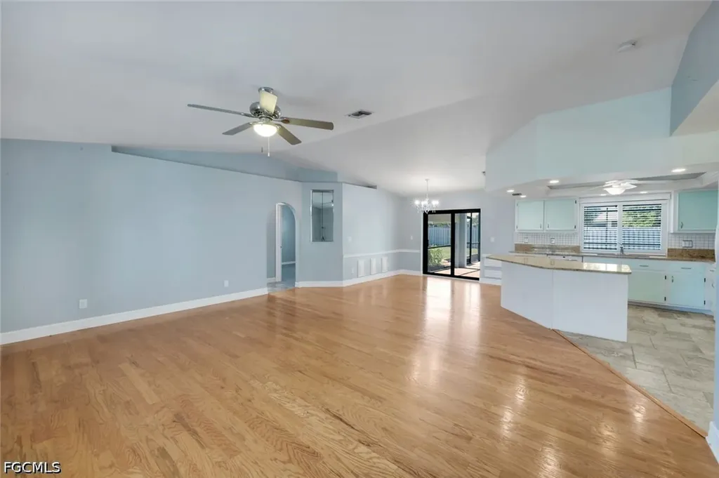 322 SE 17th Street Cape Coral FL 33990