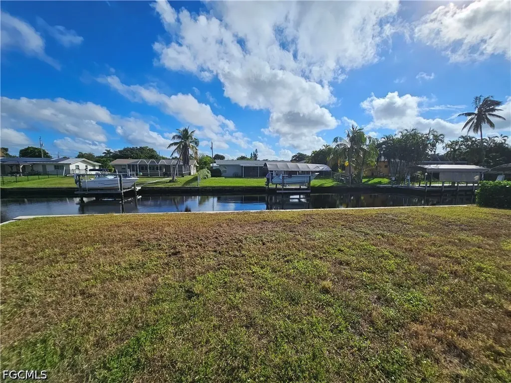 5275 Tiffany Court Cape Coral FL 33904