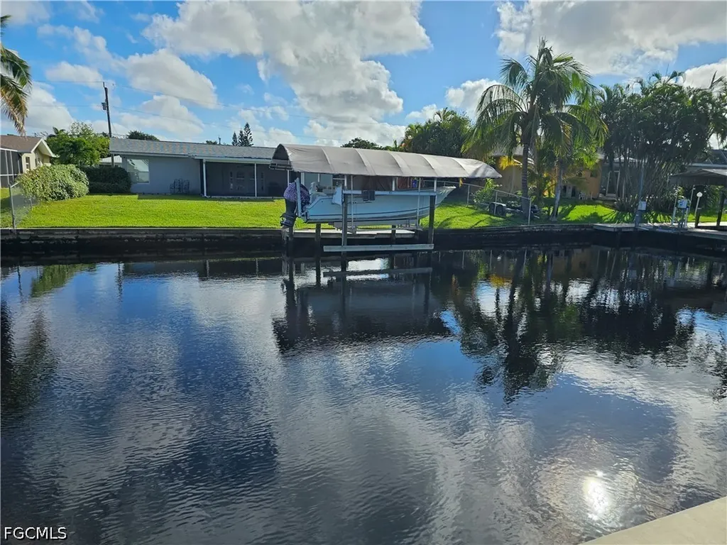 5275 Tiffany Court Cape Coral FL 33904