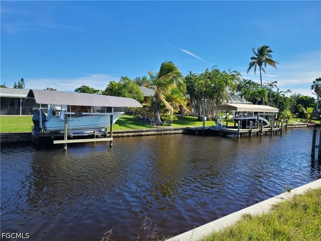 5275 Tiffany Court Cape Coral FL 33904