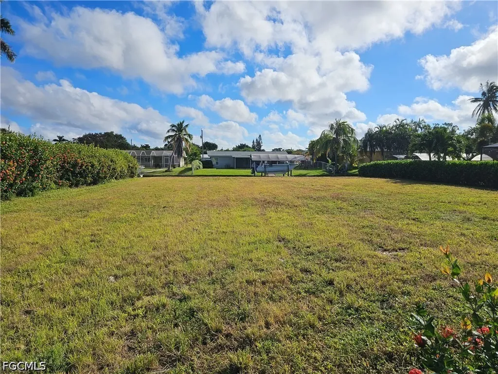 5275 Tiffany Court Cape Coral FL 33904