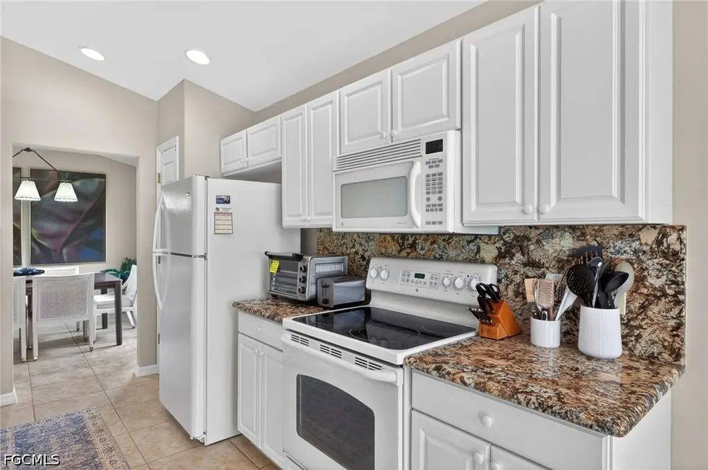 10082 Oakhurst Way Fort Myers FL 33913
