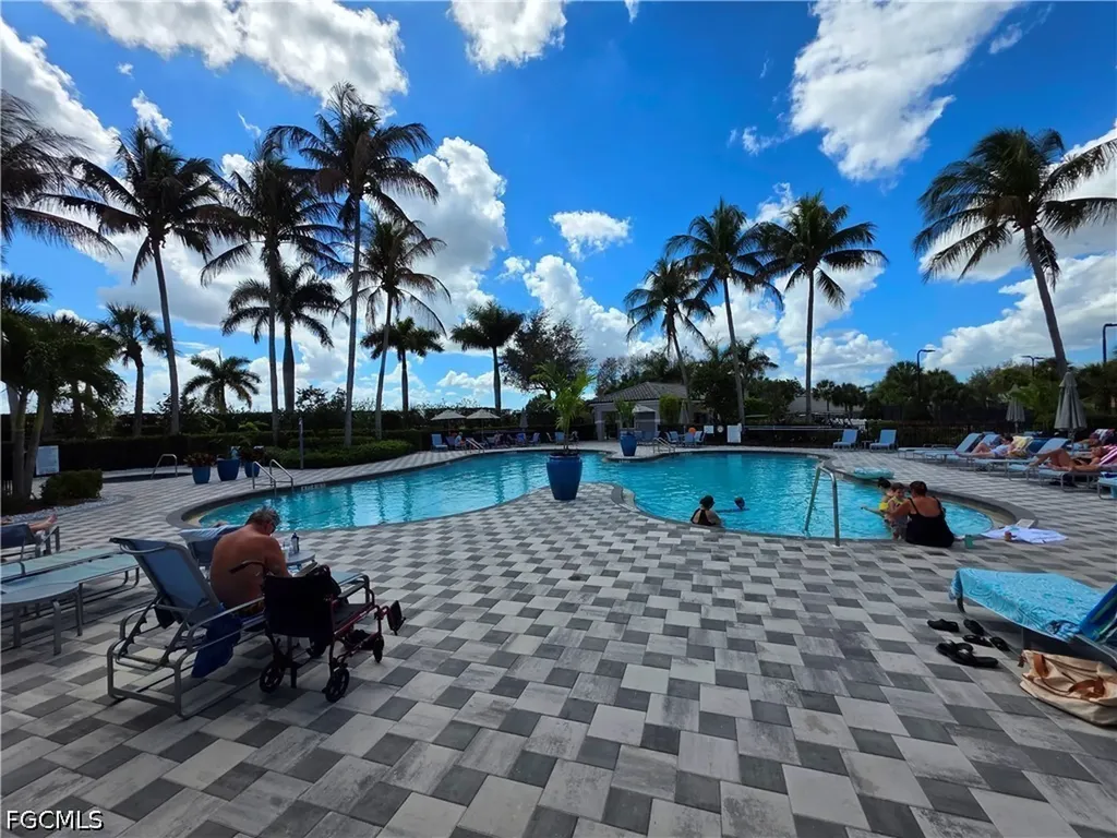 10082 Oakhurst Way Fort Myers FL 33913