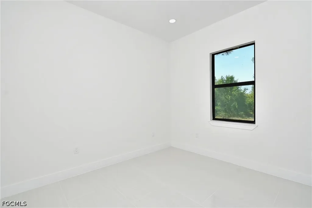 1019 Henry Avenue Lehigh Acres FL 33972