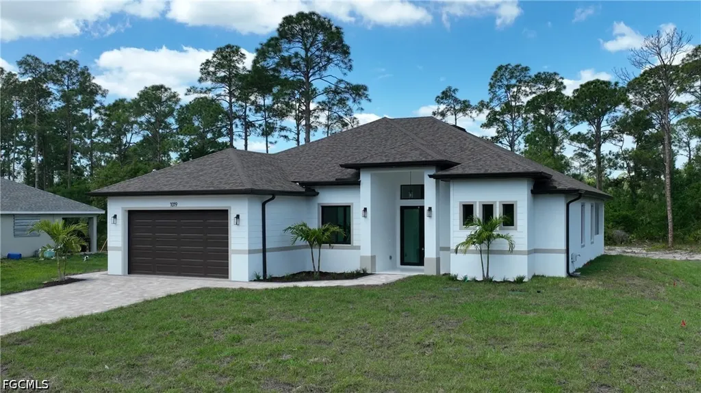 1019 Henry Avenue Lehigh Acres FL 33972
