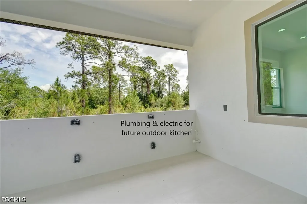 1019 Henry Avenue Lehigh Acres FL 33972
