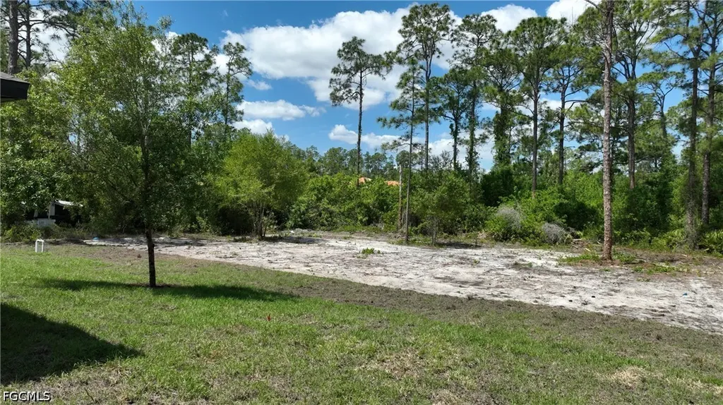 1019 Henry Avenue Lehigh Acres FL 33972