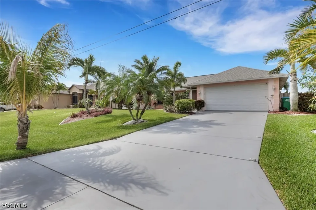 2302 SW 27th Terrace Cape Coral FL 33914