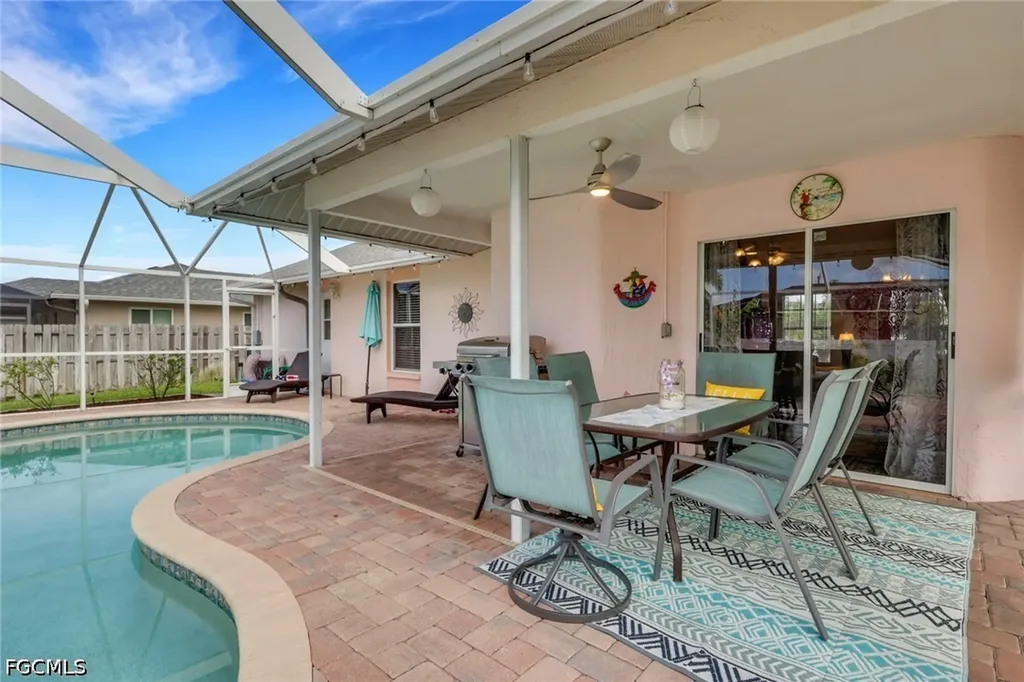 2302 SW 27th Terrace Cape Coral FL 33914