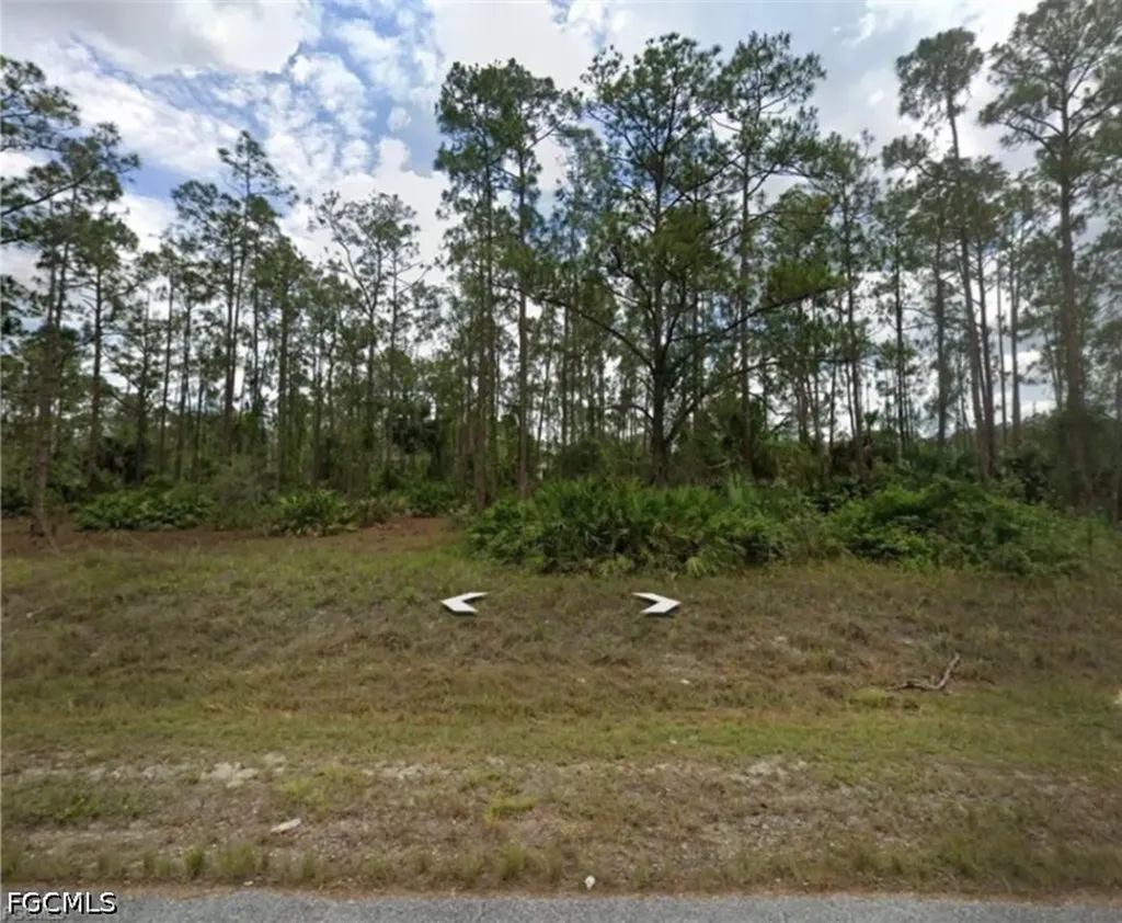 802 Sheldon Avenue Lehigh Acres FL 33936