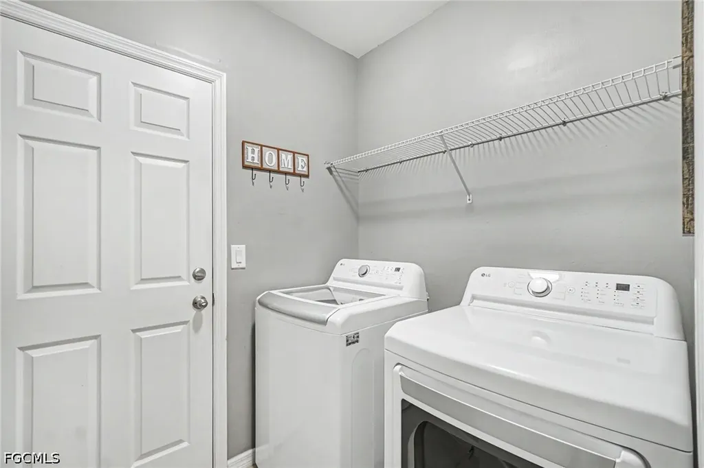 2132 Pigeon Plum Way North Fort Myers FL 33917