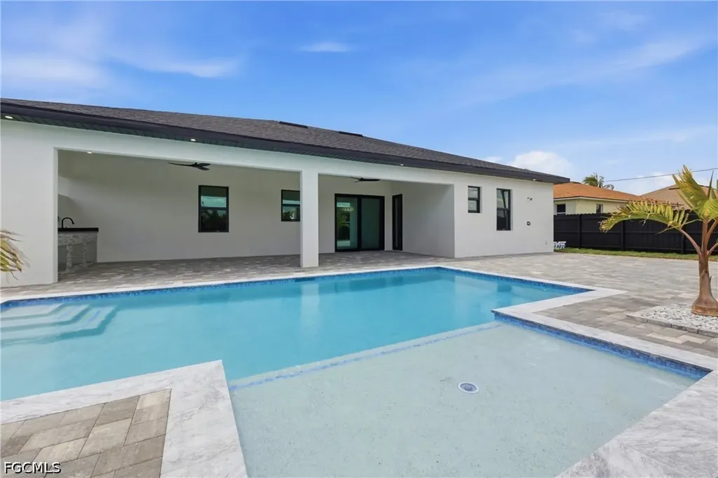 3303 SW 12th Avenue Cape Coral FL 33914