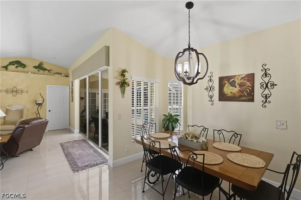 3325 SW 26th Place Cape Coral FL 33914