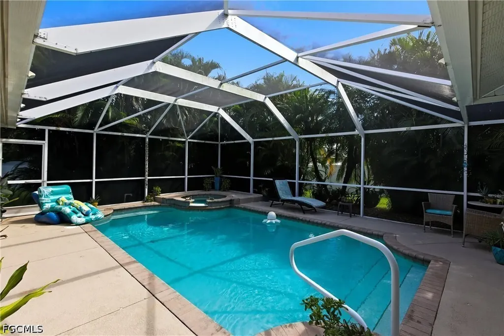 3325 SW 26th Place Cape Coral FL 33914