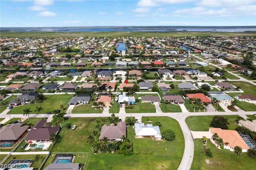 3325 SW 26th Place Cape Coral FL 33914